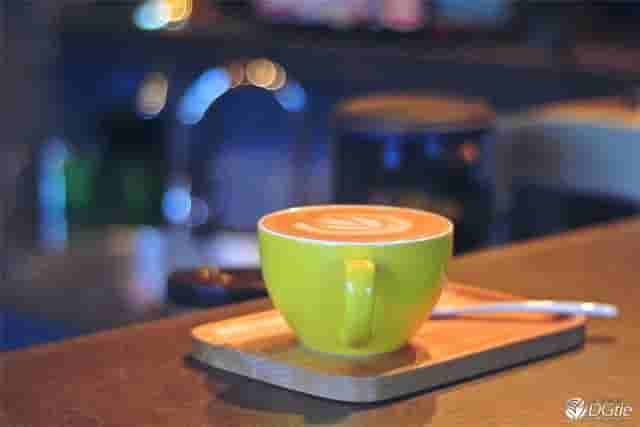 一间文艺的咖啡馆，ALMOST CAFE 开业分享