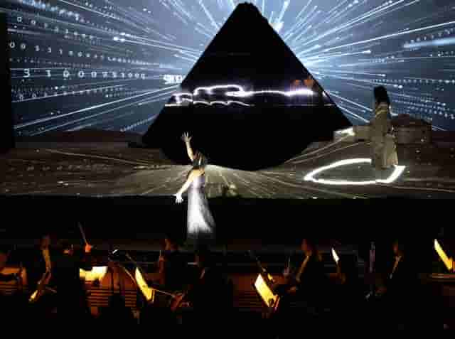 人类和AI遭遇“三角恋”？科幻歌剧《七日》打开潘多拉的魔盒，探讨有关未来的深刻命题