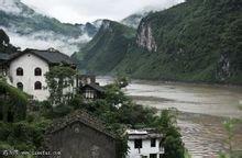 中国历史文化名镇，坐落在乌江边上，已有千年历史