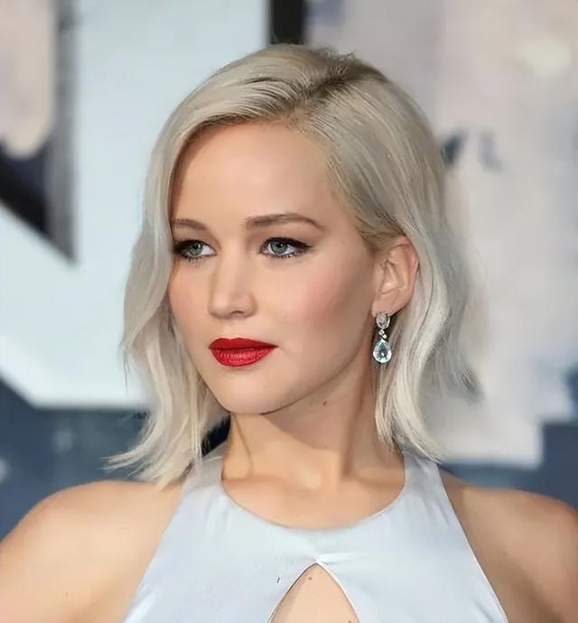 最新排名!2024好莱坞最性感的5位女星出炉了,绯红女巫冲进前3