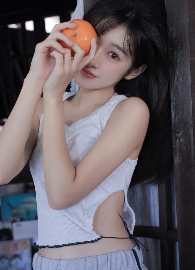 美女写真;橙子的美妙