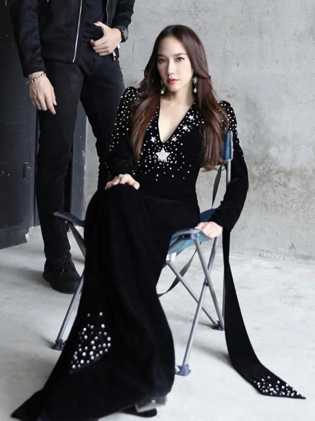 42岁的她,凭什么稳坐泰国“顶流”宝座?