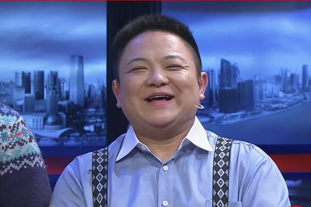 越剧张宇峰:嫁二婚丑男引争议,如今被婆家当成宝,成人生赢家