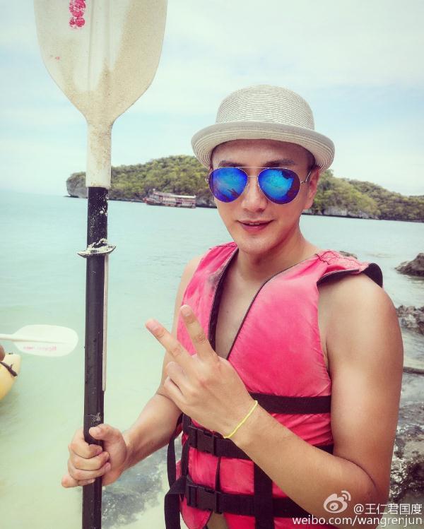 和冯绍峰撞脸,与杨幂是同学,如今36岁终于走红!