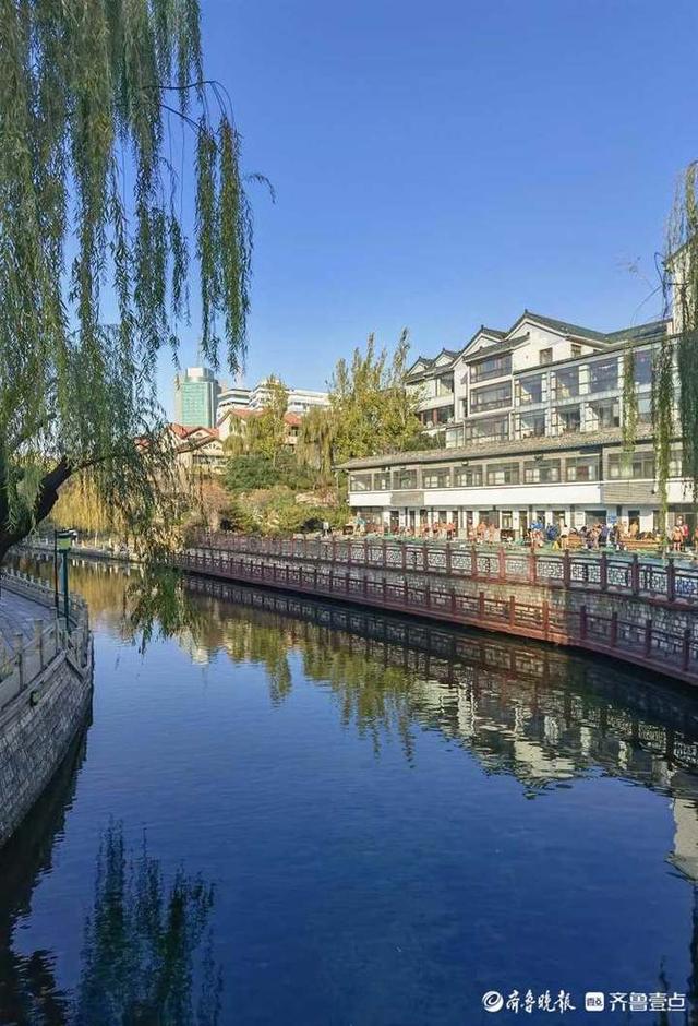 一秒入画!初冬的济南护城河美景成诗,五彩缤纷你爱了吗