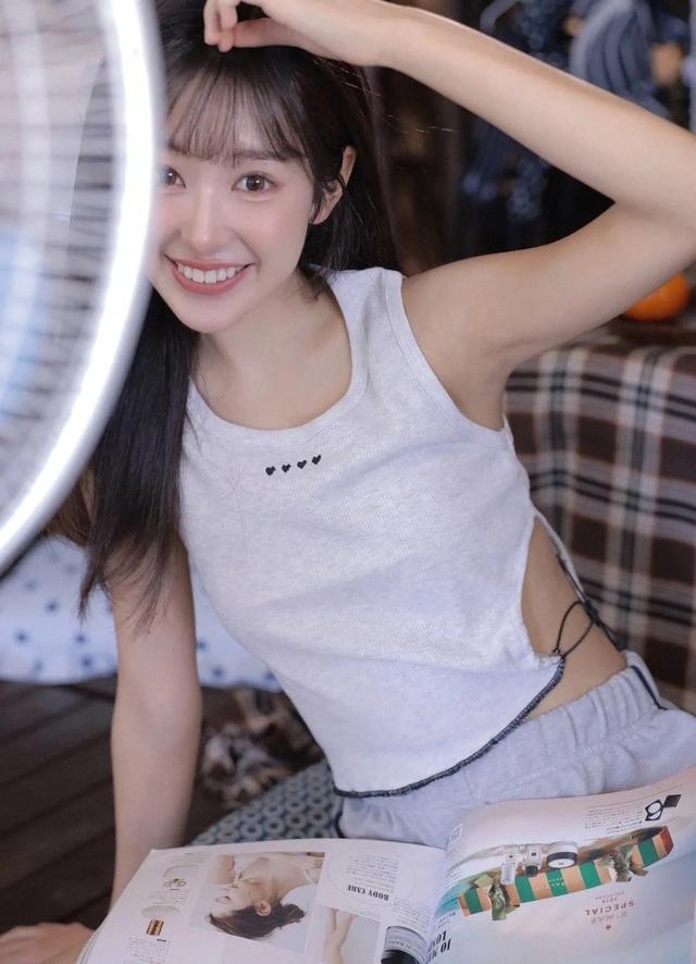 美女写真;橙子的美妙