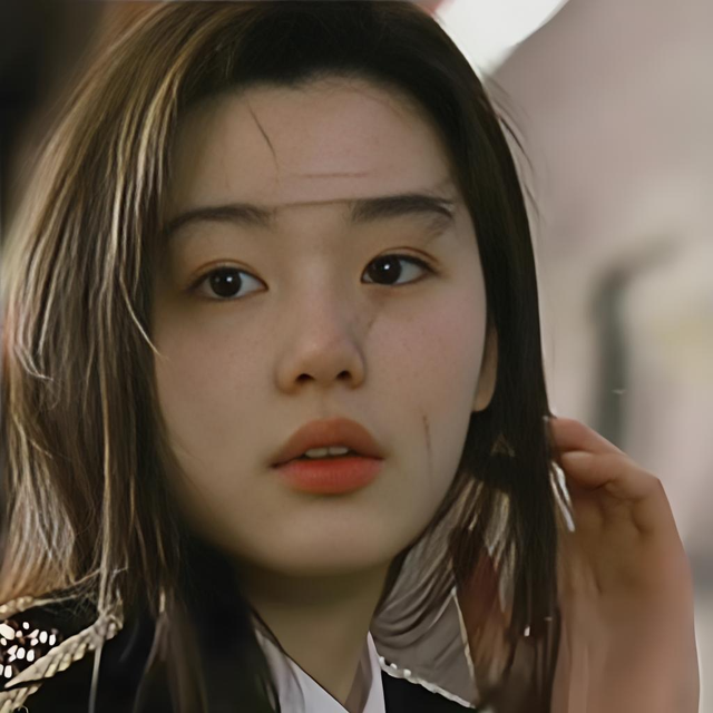 韩国的十大美女,一半性感妩媚,一半冰清玉洁,各个都是人间尤物