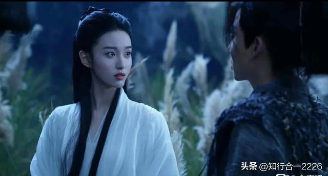 00后广西妹挑大梁演小龙女,高中爆火到电影出圈,背后故事太震撼