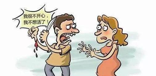 深夜温岭街头,一个情绪激动的美女惊动了特警……(多图)