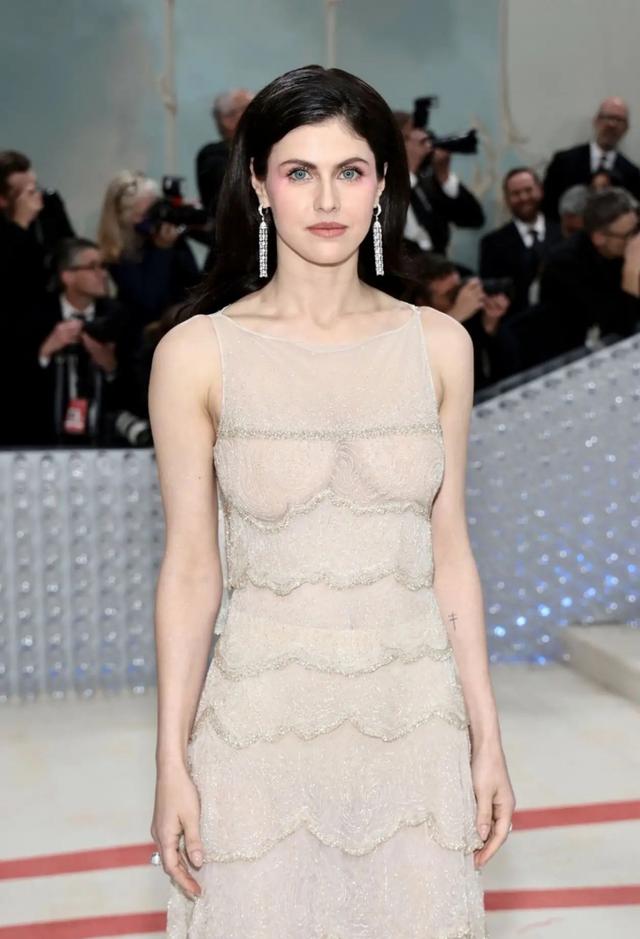 最新排名!2024好莱坞最性感的5位女星出炉了,绯红女巫冲进前3