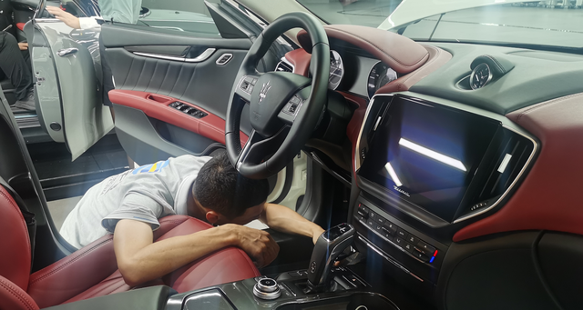 新车70多万,才开3年就贬值近一半!这辆玛莎拉蒂吉博力能买吗?