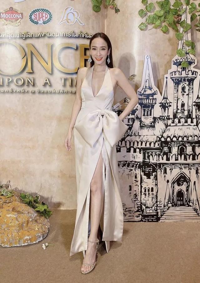 42岁的她,凭什么稳坐泰国“顶流”宝座?