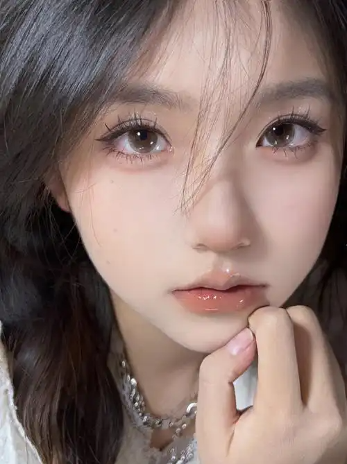 韩国的十大美女,一半性感妩媚,一半冰清玉洁,各个都是人间尤物