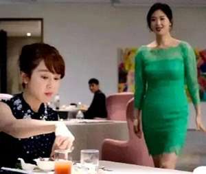 丰满乳房美女(肉感女神蒋欣太丰满了大胸肥臀，匀称、前凸后翘身材太迷人 -)