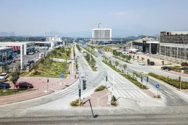 快看,贺州汽车城大变样!