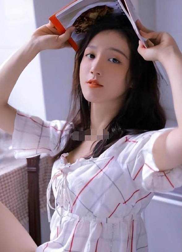 “南艺校花”刘露的毁灭史:天狂必有雨,人狂必有祸