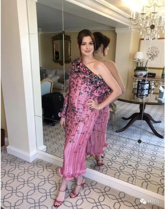 艾玛沃特森、艾丽范宁、刘亦菲……这些迪士尼公主,戏里戏外都是时髦精