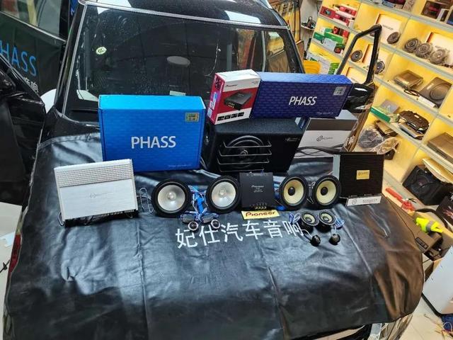 佛山汽车音响改装,日产途乐,改装PHASS妃仕PI系列产品