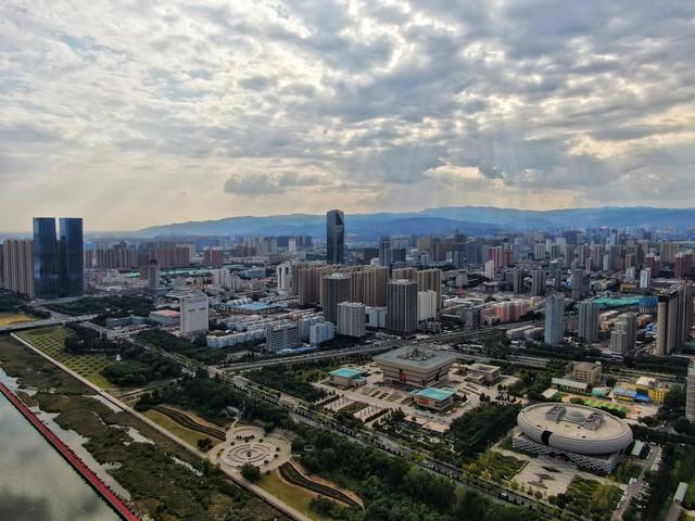 去过太原和济南之后,不吹不黑,济南真的比太原好太多了!