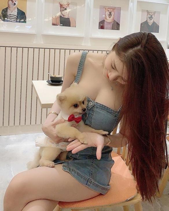 马来西亚「最胸老板娘」!空姐Cherry Quah身材超辣