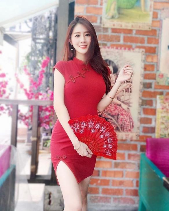 马来西亚「最胸老板娘」!空姐Cherry Quah身材超辣