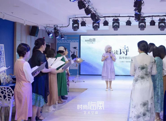 不是吧!18位美女企业家居然都在这里→