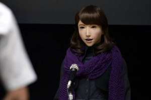 美女 制造(日本制造美女仿真机器人，外形漂亮，声音优美，你喜欢吗？)