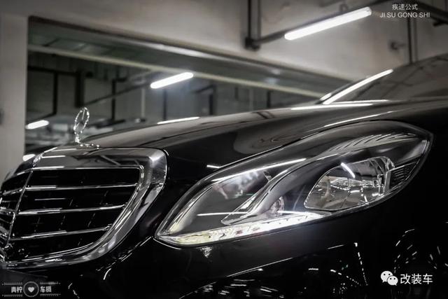 VIP范十足的奔驰E级W212,改装让车子变得更加年轻、更有气质