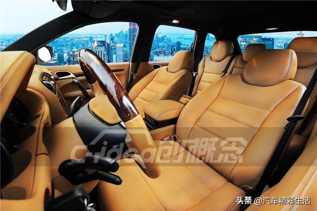 大家都爱的桃木装饰,保时捷卡宴内饰装潢