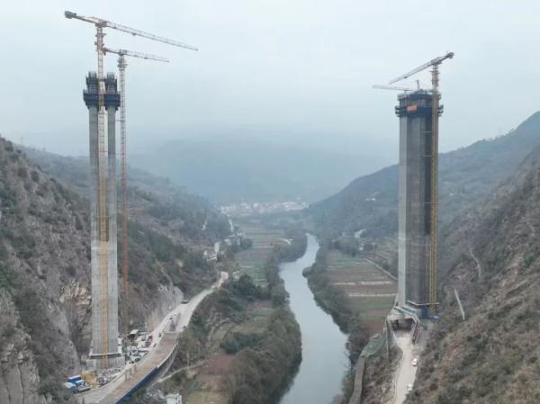 云南这条高速公路正式通车收费!还有多个项目……