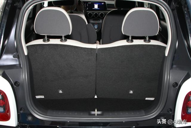 405km续航带快充,大空间高配代步车,便宜还免税,实拍欧拉黑猫