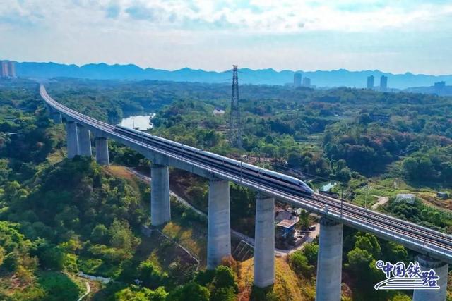 9月29日通车!重庆到泸州26分钟、到宜宾48分钟