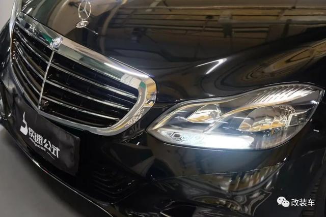 VIP范十足的奔驰E级W212,改装让车子变得更加年轻、更有气质