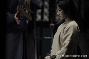 上大绑挠美女脚心文章(古代一种刑罚，将犯人折磨几个小时，让他在“高兴”中死去)