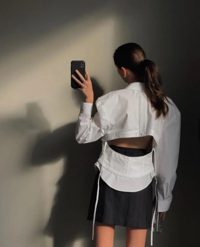 李纯的露背装才是撩爆了众生,蝴蝶谷+光滑背太美了,喜欢到手抖