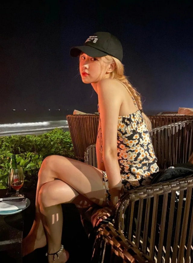 李纯的露背装才是撩爆了众生,蝴蝶谷+光滑背太美了,喜欢到手抖