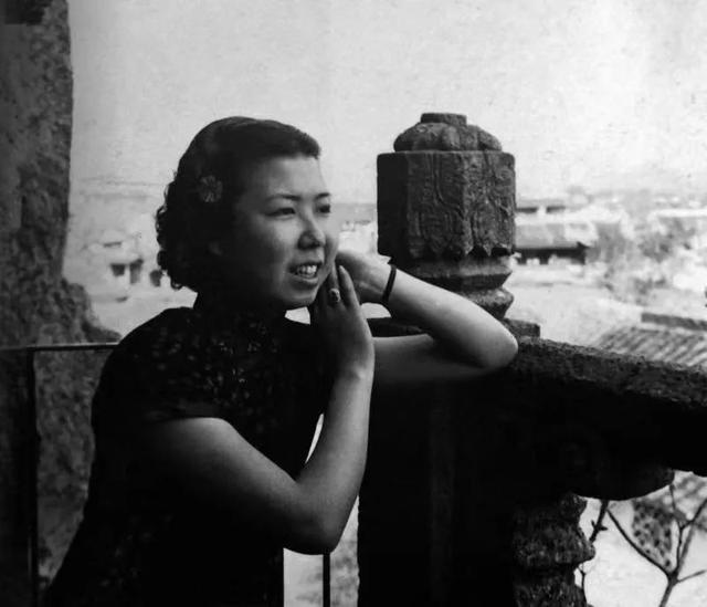 她与丈夫结婚24年不圆房,丈夫死后守寡38年直到102岁才说出实情