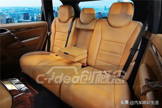 大家都爱的桃木装饰,保时捷卡宴内饰装潢