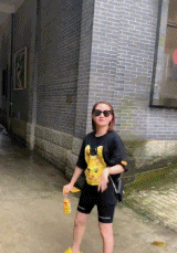 就在今天火车卧铺惊现“裸睡”美女,乘客尴尬提醒:能穿上衣服吗