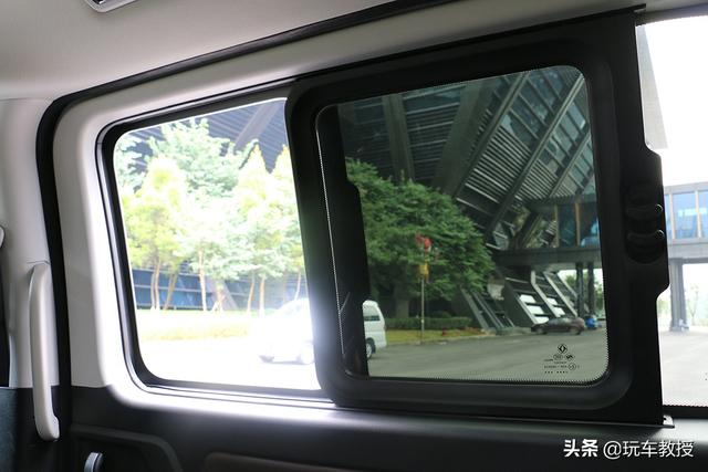 换装1.8T,配备航空级座椅!东风风行M7还挺舒服的