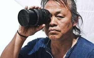 韩国美女打屁股(女星曝光金基德性侵细节：被扇10个耳光 衣服撕烂了)