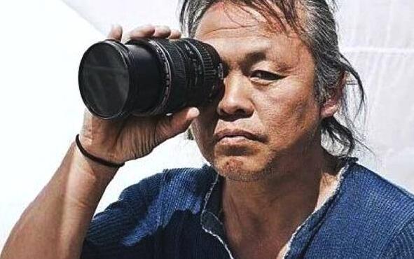 女星曝光金基德性侵细节:被扇10个耳光 衣服撕烂了