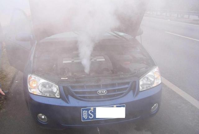 自己怎么制作防冻液?这个方法省钱又方便