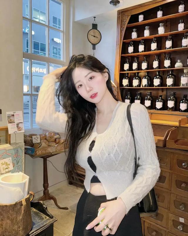 童颜女神Seoulasuna:这身材颜值,是心动啊!实在太绝了!