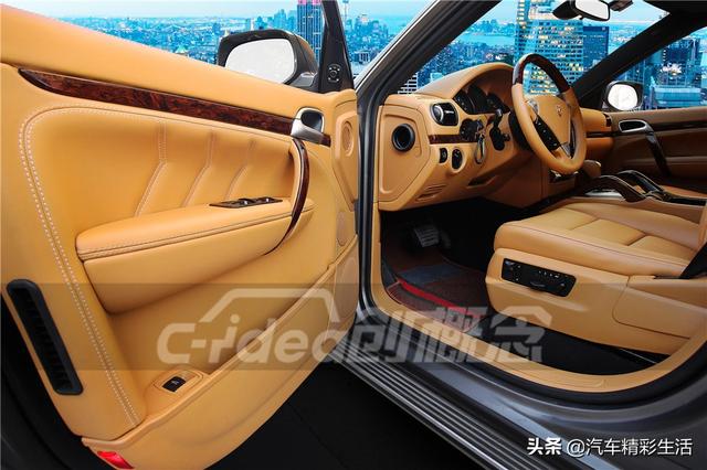 大家都爱的桃木装饰,保时捷卡宴内饰装潢