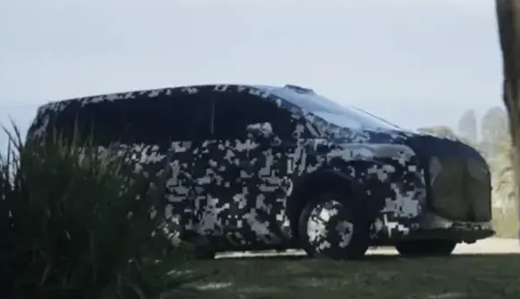 时隔八年,贾跃亭再掀汽车风暴,新品牌FX亮相