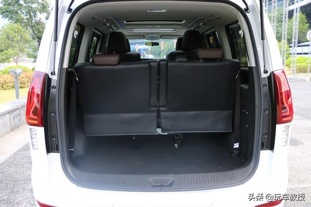 换装1.8T,配备航空级座椅!东风风行M7还挺舒服的