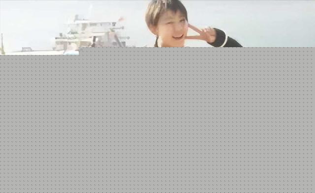 2011年,苏紫紫全裸接受记者采访,并直言:“你敢看我么?”