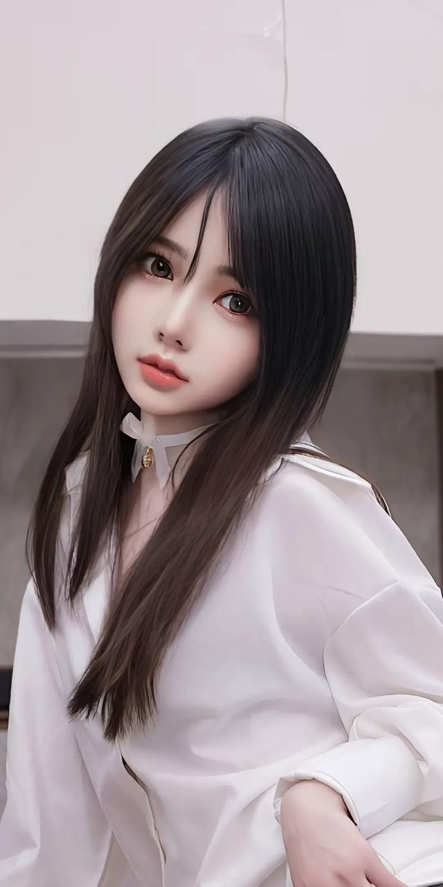 模特美女林月月:厨房中温馨的萌妹风写真