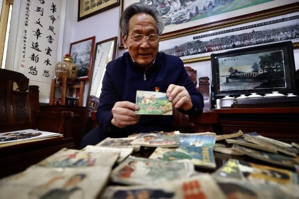 融媒·先锋|一座小院,一排板凳,一群娃娃——听张爷爷讲故事